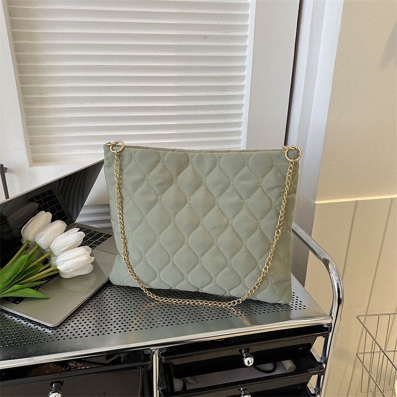 Túi Xách Đeo Chéo Màu Sắc Thời Trang 2023 Sức Chứa Lớn Dành Cho Nữ