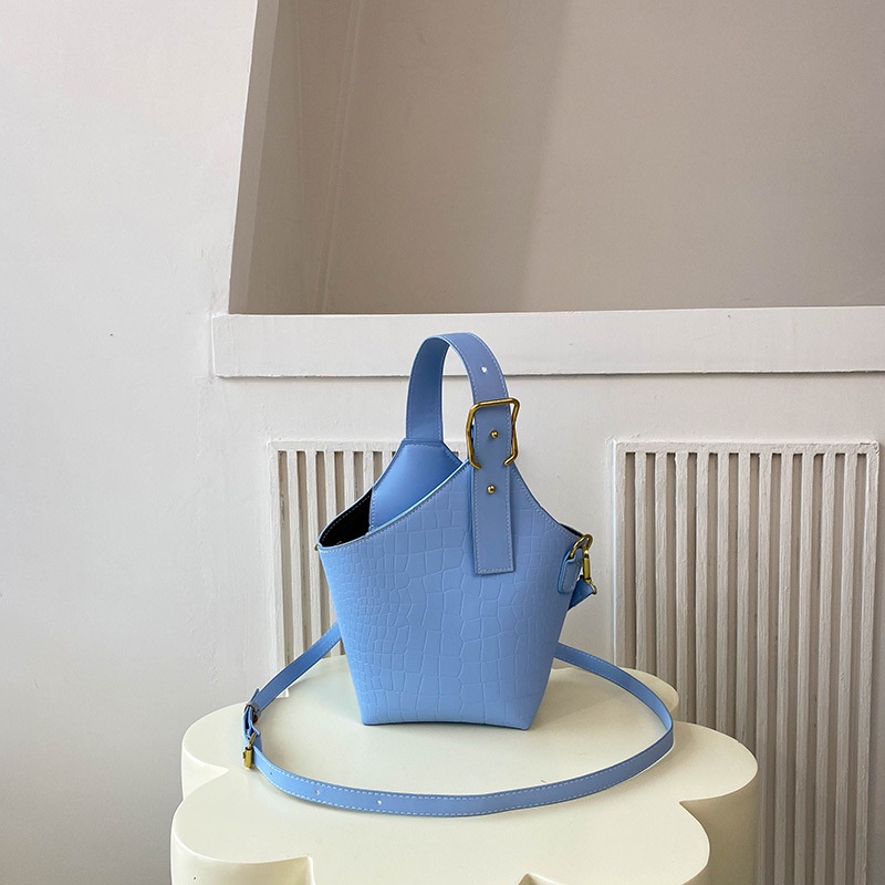 Túi Đeo Vai Sức Chứa Lớn Họa Tiết Da Cá Sấu Thời Trang Xuân Hè 2023 Dành Cho Bạn Nữ