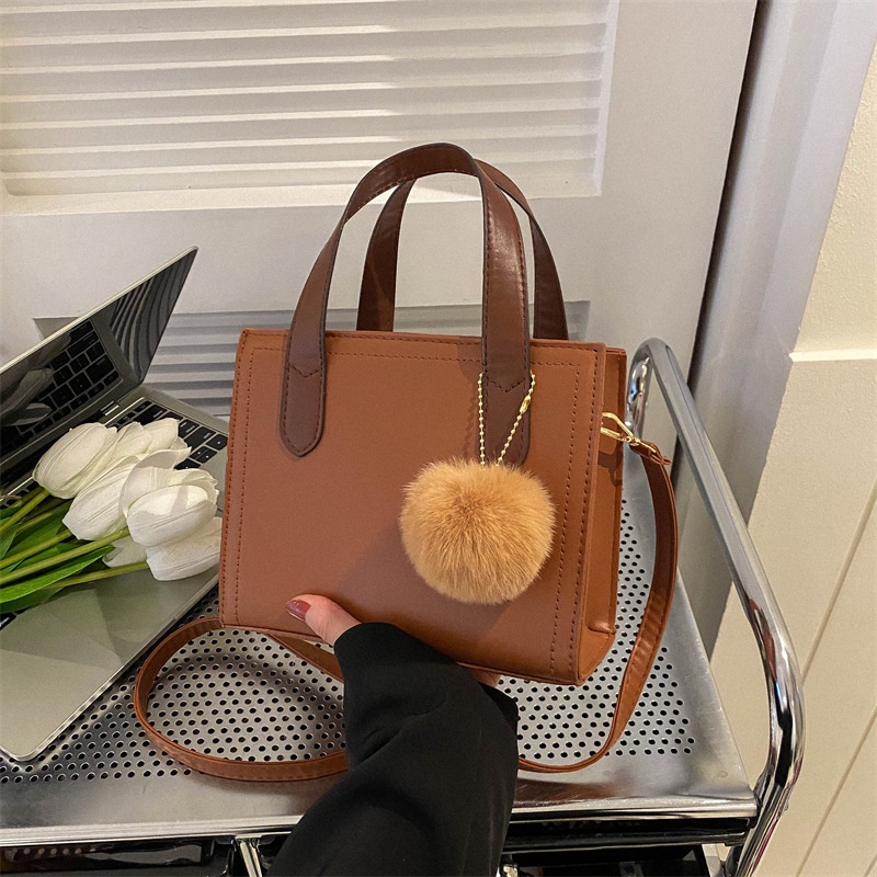 Túi Xách Đeo Vai Hình Vuông Cỡ Nhỏ Màu Sắc Đơn Giản Thời Trang Mùa Xuân 2023 Cho Nữ