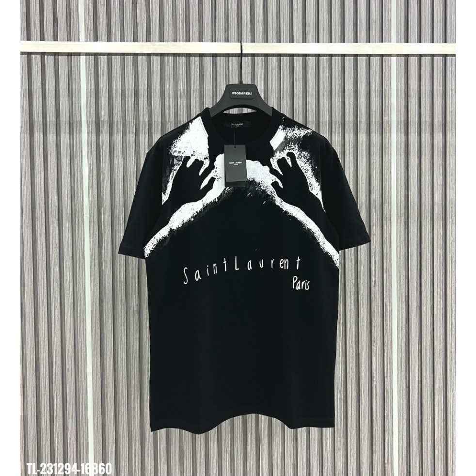 Áo Phông Tay Nam Nữ In Hình Đôi Bàn Tay Với Cổ Tròn - Áo Thun Nam Nữ Unisex Cao Cấp Chất Liệu Dày Dặn.