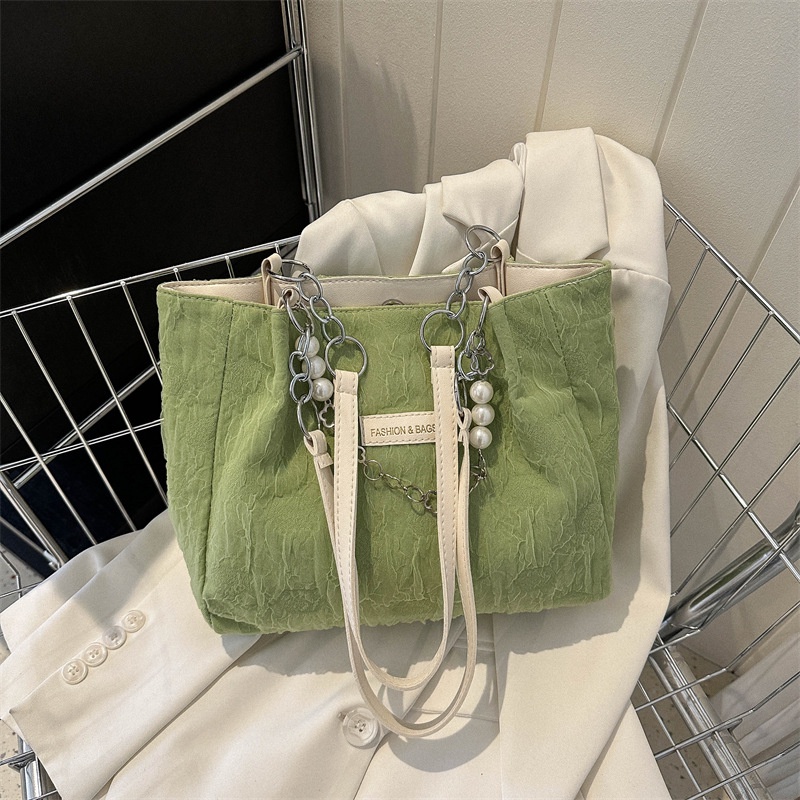 Túi Xách Đeo Vai Phối Dây Xích Và Ngọc Trai Thời Trang 2023 Dành Cho Nữ