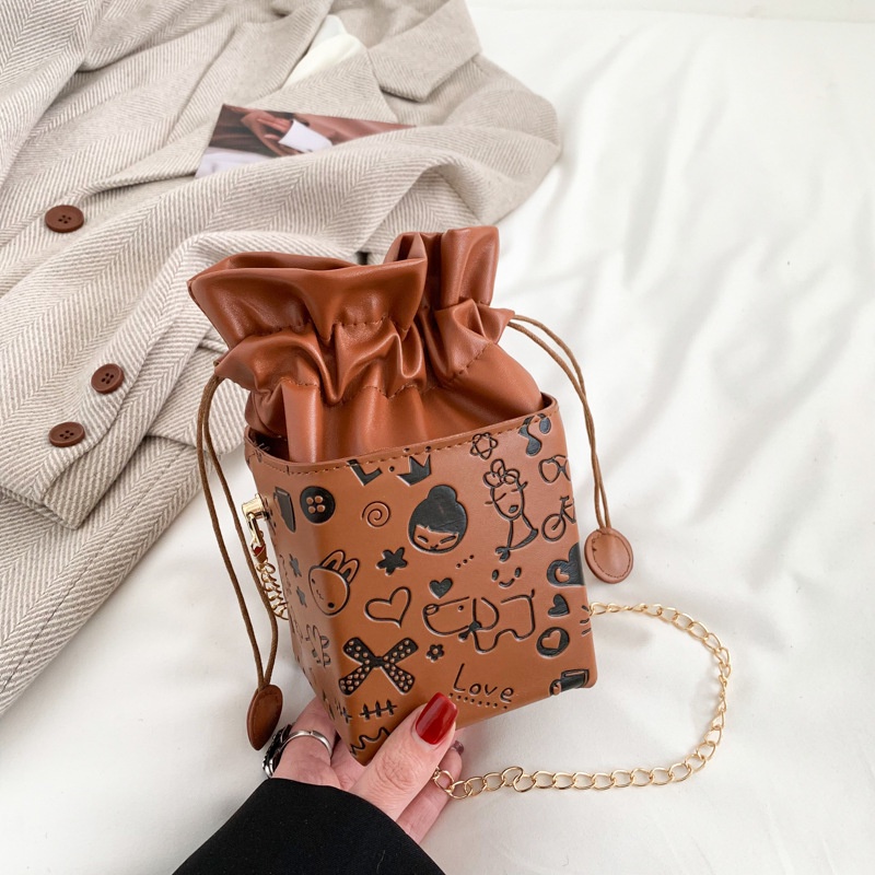 Túi Đeo Chéo Mini Phối Dây Xích Thời Trang Xuân 2023 Cá Tính Cho Nữ