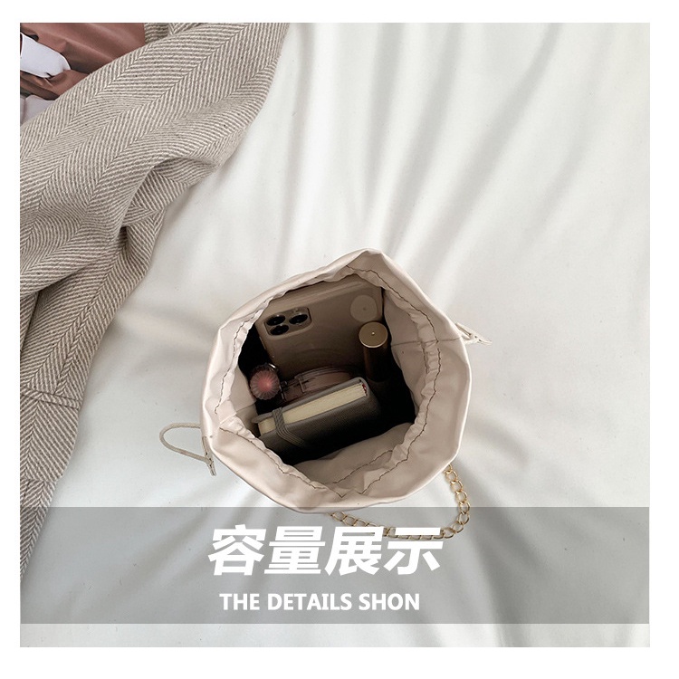 Túi Đeo Chéo Mini Phối Dây Xích Thời Trang Xuân 2023 Cá Tính Cho Nữ