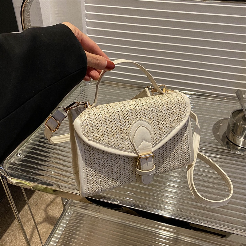 Túi Đeo Chéo Vai Đan Cói Thời Trang Xuân Hè 2023 Cho Nữ
