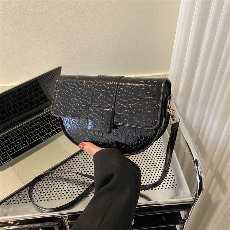 Túi Xách Đeo Vai Màu Trơn Thời Trang Mùa Xuân 2023 Dành Cho Nữ