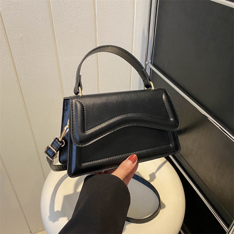 Túi Đeo Chéo Hình Vuông Nhỏ Màu Trơn Đơn Giản Thời Trang Mùa Xuân 2023 Cho Nữ