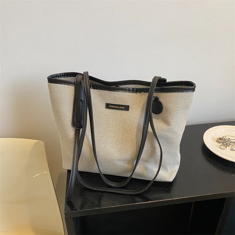 Túi Xách Đeo Vai Thời Trang Mùa Xuân 2023 Đơn Giản Xinh Xắn Dành Cho Nữ