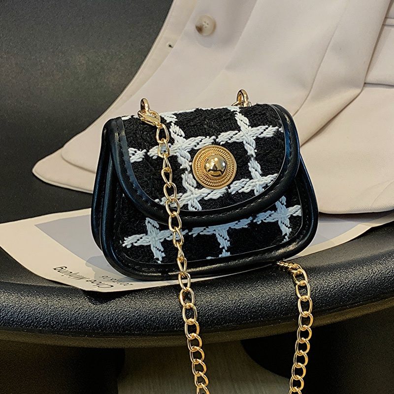 Túi Đeo Chéo Nhỏ Đính Kim Cương Giả Thời Trang Nhật Bản 2023 Cho Nữ