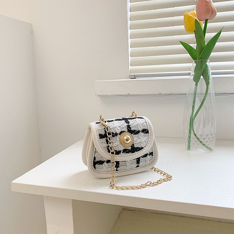 Túi Đeo Chéo Nhỏ Đính Kim Cương Giả Thời Trang Nhật Bản 2023 Cho Nữ