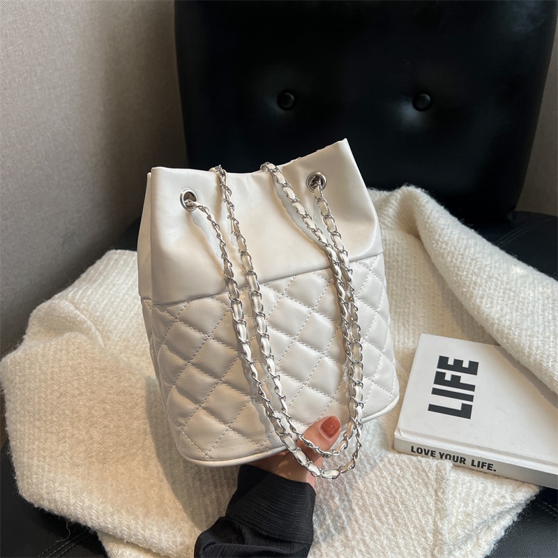 Túi Tote Cỡ Lớn Thêu Họa Tiết Thời Trang Mùa Xuân 2023 Cho Nữ