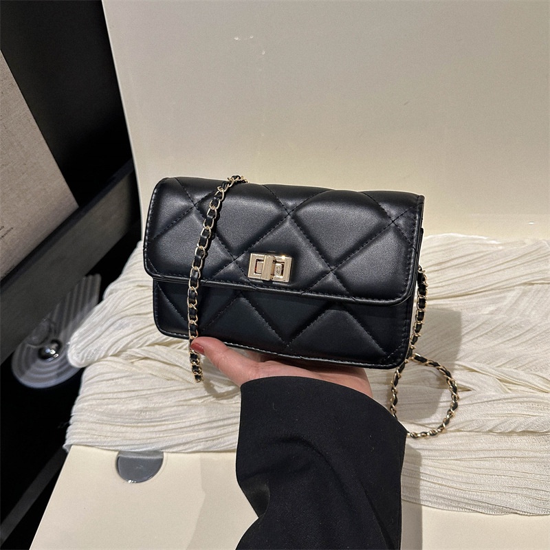 Ba Lô Đeo Vai Hình Vuông Cỡ Nhỏ Đính Đá Phối Dây Đeo Sợi Xích Thời Trang Xuân Hè 2023 Cho Nữ