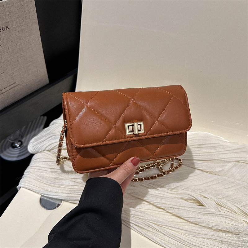 Ba Lô Đeo Vai Hình Vuông Cỡ Nhỏ Đính Đá Phối Dây Đeo Sợi Xích Thời Trang Xuân Hè 2023 Cho Nữ