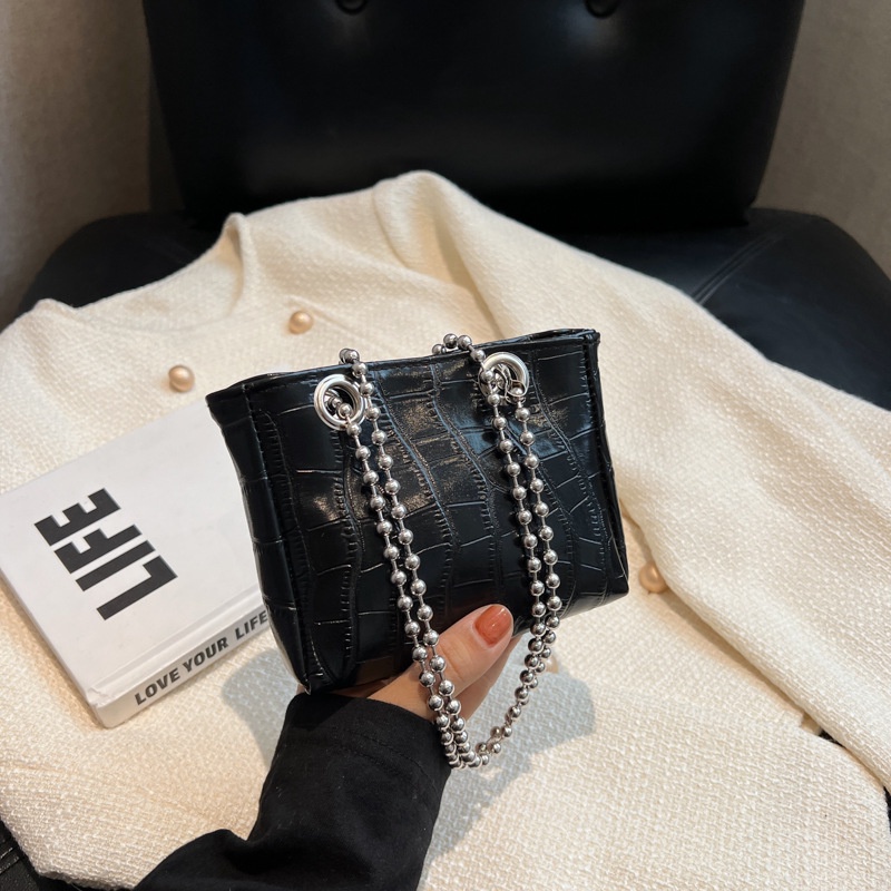 Túi Xách Mini Phối Dây Xích Đeo Vai Thời Trang Xuân Hè 2023 Cho Nữ