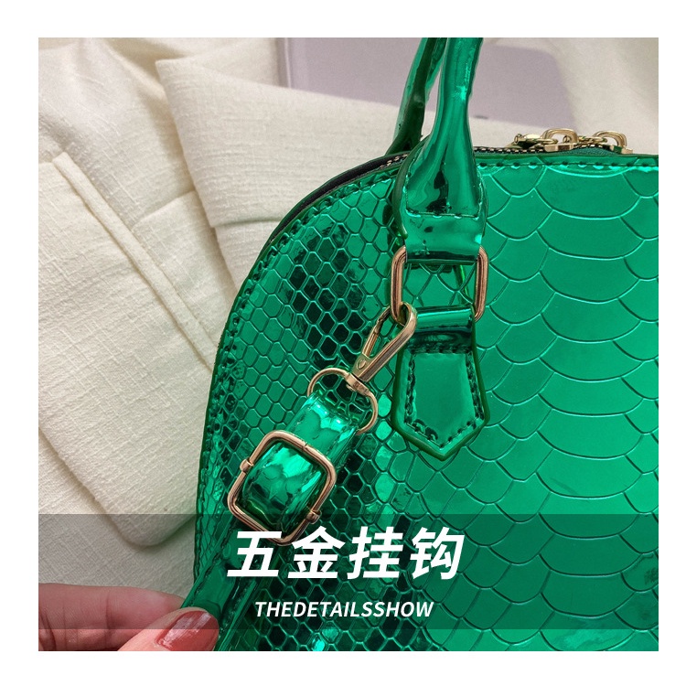 Túi Xách Đeo Vai Màu Laser Hình Vỏ Sò Thời Trang Mùa Xuân 2023 Cho Nữ