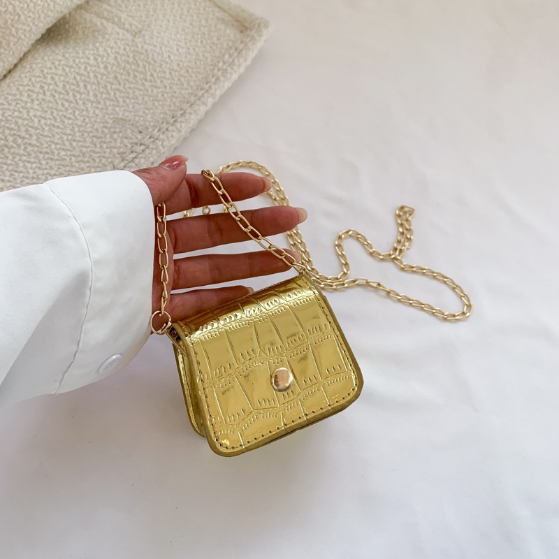 Túi Đeo Chéo Mini Phối Dây Xích Thời Trang Xuân 2023 Sang Trọng Cho Nữ