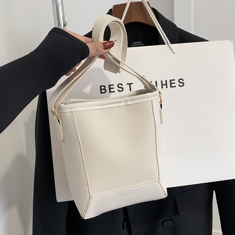 Túi Xách Da Mềm Sức Chứa Lớn Phong Cách Retro Thời Trang Mùa Xuân 2023 Dành Cho Nữ