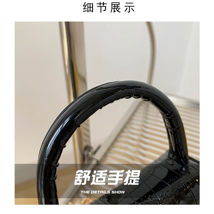 Túi Xách Đeo Vai Hình Vuông Cỡ Nhỏ Phối Dây Đeo Sợi Xích Phong Cách Hàn Quốc Thời Trang Xuân Hè 2023 Cho Nữ