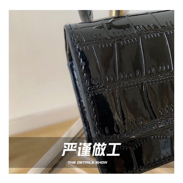 Túi Xách Đeo Vai Hình Vuông Cỡ Nhỏ Phối Dây Đeo Sợi Xích Phong Cách Hàn Quốc Thời Trang Xuân Hè 2023 Cho Nữ