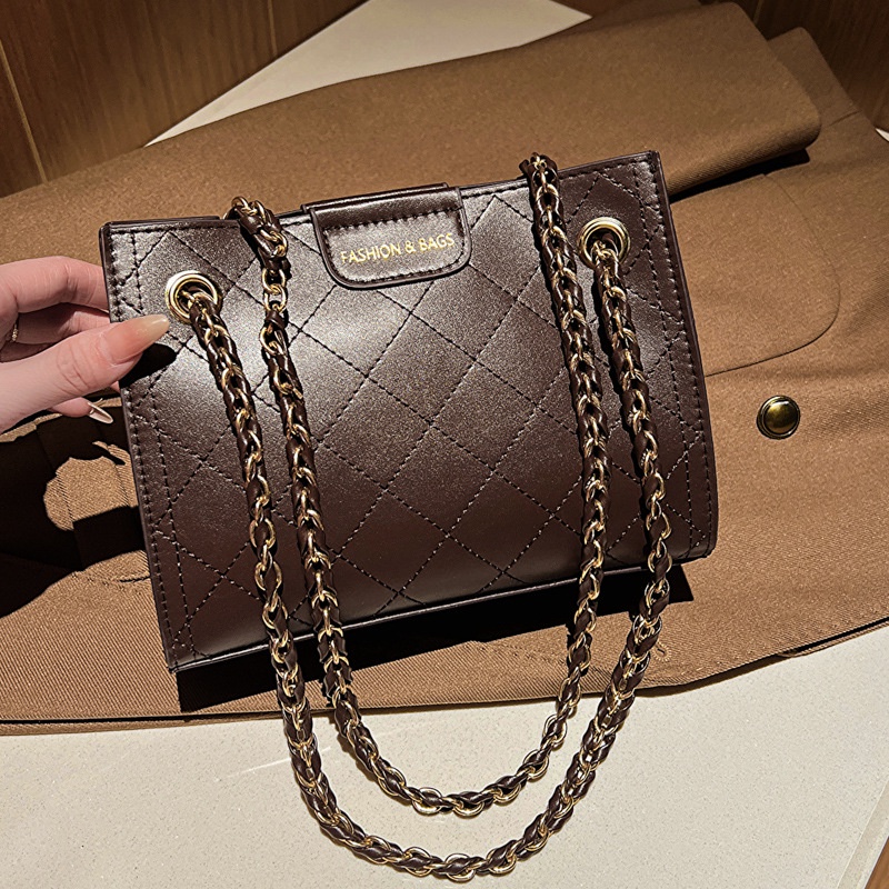 Ví Túi Xách Đeo Vai Cỡ Lớn Phối Dây Xích Đính Đá Thời Trang Mùa Xuân 2023 Cho Nữ