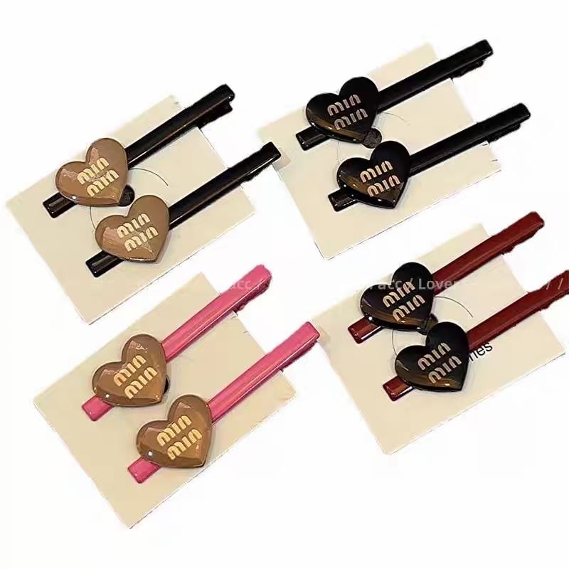 Xiao Xiangfeng Kẹp Tóc Mái Màu Phun Sơn Chữ love Dễ Thương Phong Cách Hàn Quốc