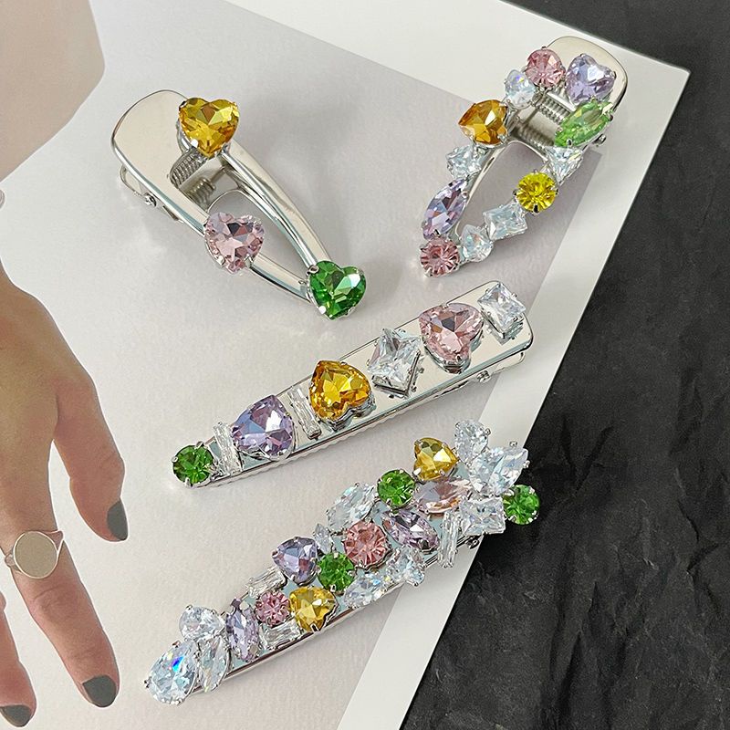 Xiao Xiangfeng Kẹp Tóc Nơ Cỡ Vừa Đính Đá Zircon Nhiều Màu Sắc Bất Đối Xứng Hình Trái Tim Công Nghiệp Nặng