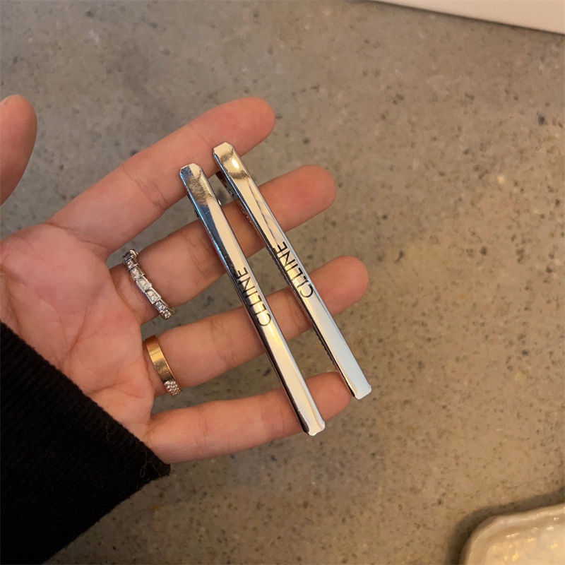 Xiao Xiangfeng Kẹp Tóc Mái Ngang Bằng Kim Loại In Chữ Cao Cấp Thời Trang 2022 Mới