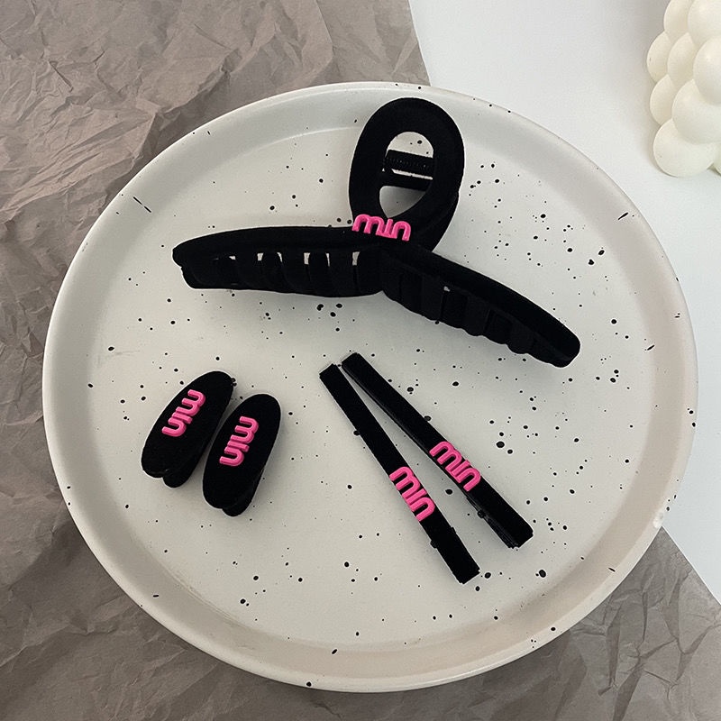 Xiao Xiangfeng Kẹp Tóc Da Lộn Họa Tiết Chữ Màu Đỏ Hồng Thời Trang Thu Đông 2022