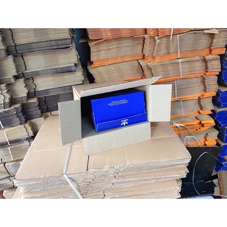 Hộp carton bảo vệ giầy và box giầy