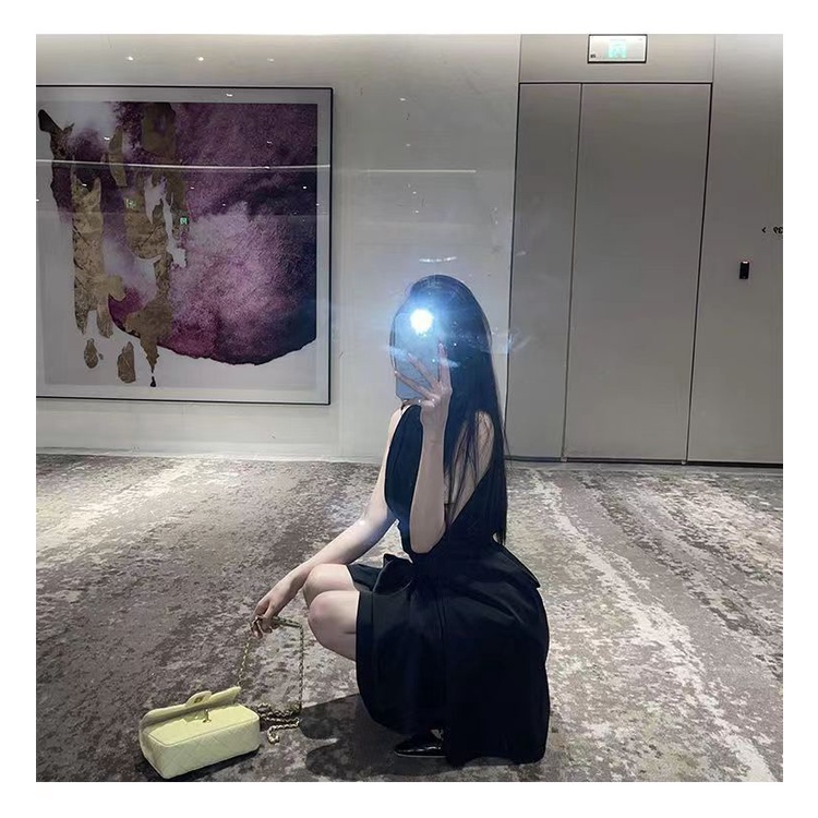 2023 satin high-grade sleeveless dress women's French off-shoulder sexy socialite temperament waist-tied short dress CJJY