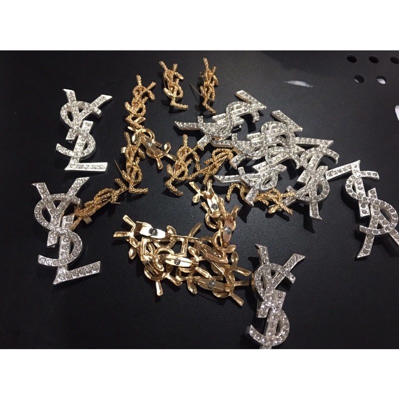 Bộ Sưu Tập Tag Cài Y S L