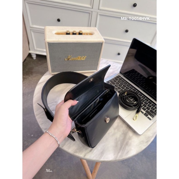 💙Mới-Hàng đẹp🍓Jacquemus mới.   Sét đôi như hình.  Kèm hai dây đeo tiện lợi phong cách.  Size :20.  v