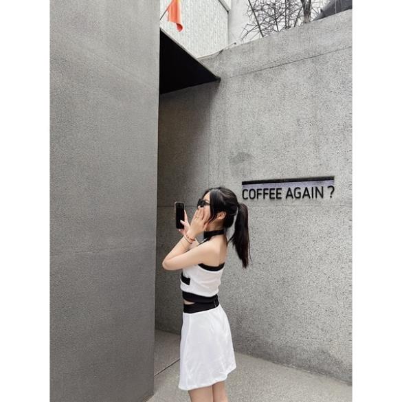 Áo yếm crop top thiết kế viền sang chảnh tay dài Yuri Top | BigBuy360 - bigbuy360.vn