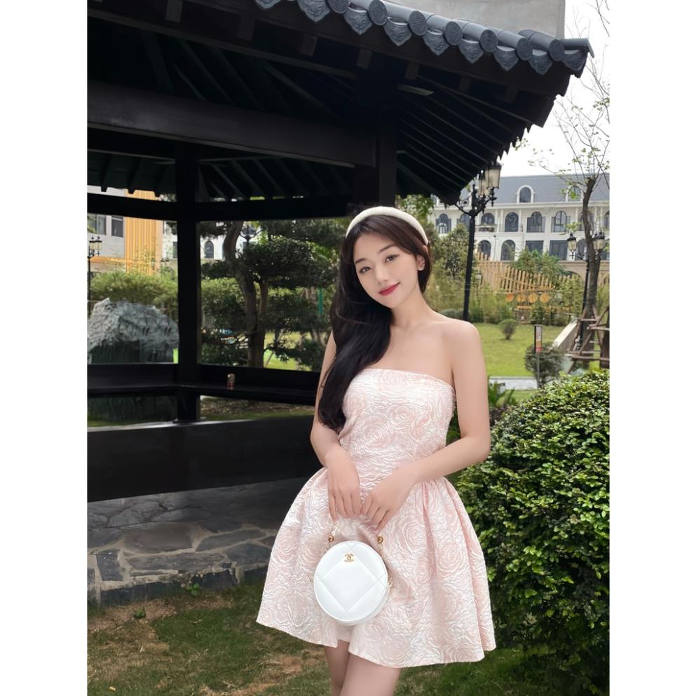 Váy cúp ngực đầm dáng xòe tiểu thư chất xốp hoa hồng nổi kiểu công chúa bồng bềnh Rosie Dress | BigBuy360 - bigbuy360.vn