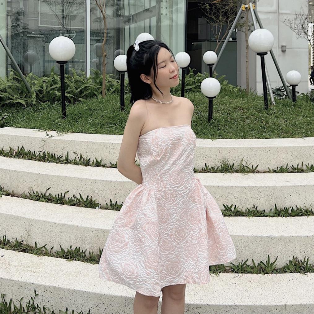 Váy cúp ngực đầm dáng xòe tiểu thư chất xốp hoa hồng nổi kiểu công chúa bồng bềnh Rosie Dress