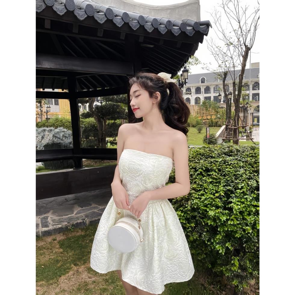 Váy cúp ngực đầm dáng xòe tiểu thư chất xốp hoa hồng nổi kiểu công chúa bồng bềnh Rosie Dress | BigBuy360 - bigbuy360.vn