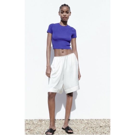 Áo croptop Zara Authentic