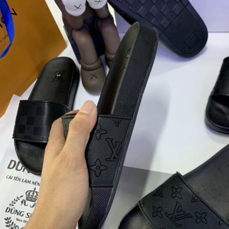 FREE SHIP  Dép lê Lv hoa chìm ô dập ảnh thật - Dép lê nam quai cao su đẳng cấp DL83