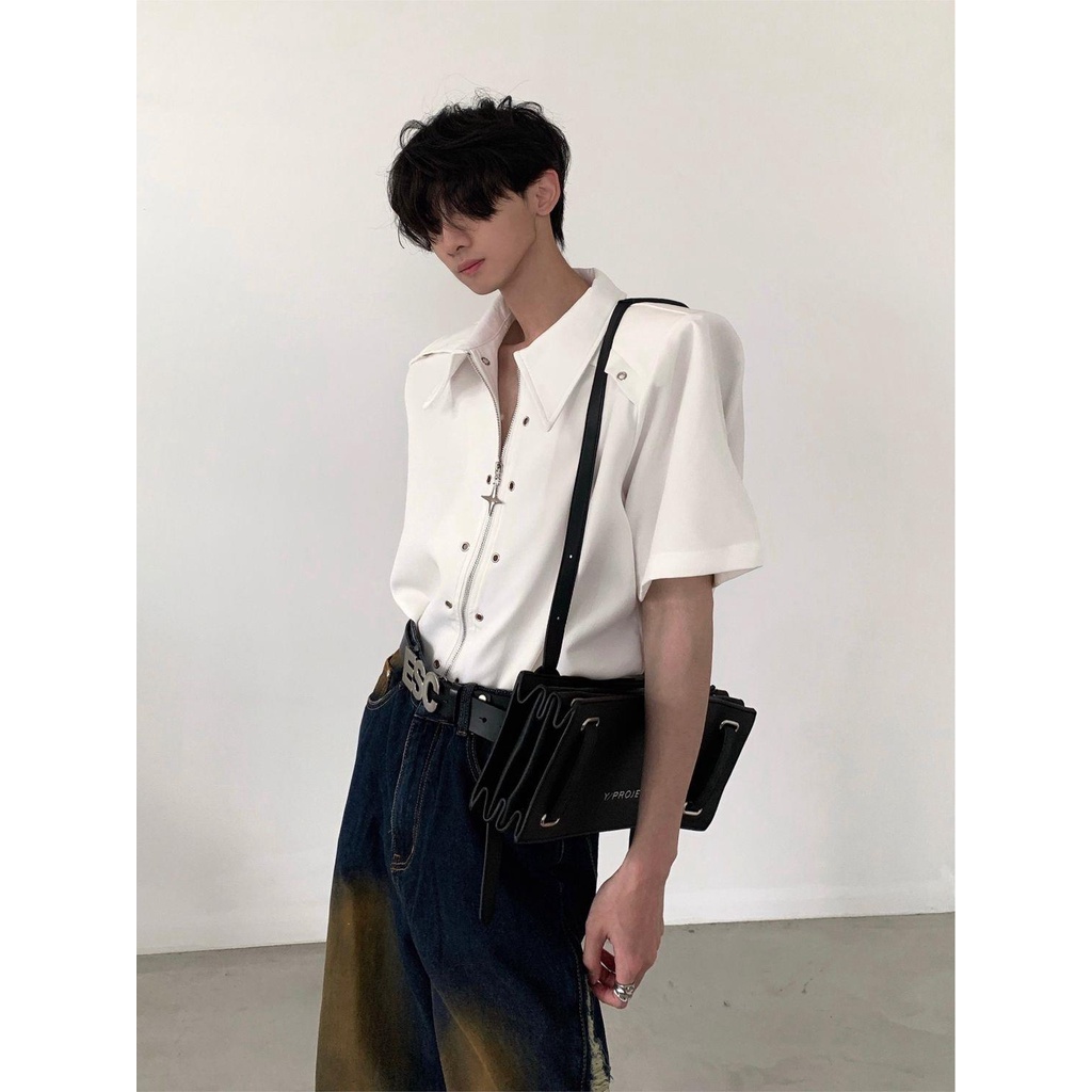 Akiyama Phong Cách / Niche Áo Sơ Mi Tay Ngắn Dáng Rộng Có Đệm Vai Khóa Kéo Kim Loại Thiết Kế Công Trường Cao Cấp Cho Nam