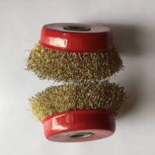 Bát đánh gỉ sắt, chổi đánh gỉ sắt loại 1