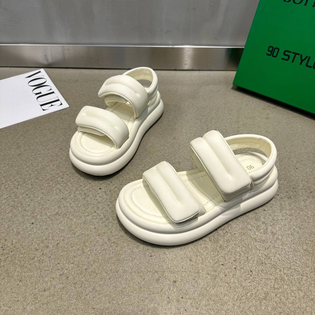 Đế dày mẫu mới mùa hè dễ phối kiểu Pháp 2023