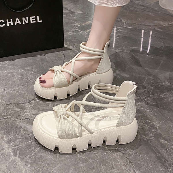 Xăng đan mẫu mới mùa hè nữ sinh đế bằng phong cách Hàn Quốc