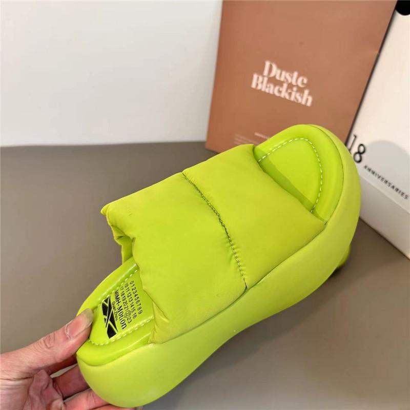 Dép lê đế cao mùa hè thoải mái bánh mì thời trang