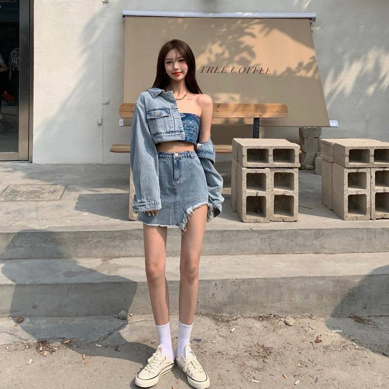Set Áo Khoác Denim Dáng Rộng Phối Chân Váy Lưng Cao Lệch Tà Kiểu Hồng Kông Retro Cho Học Sinh