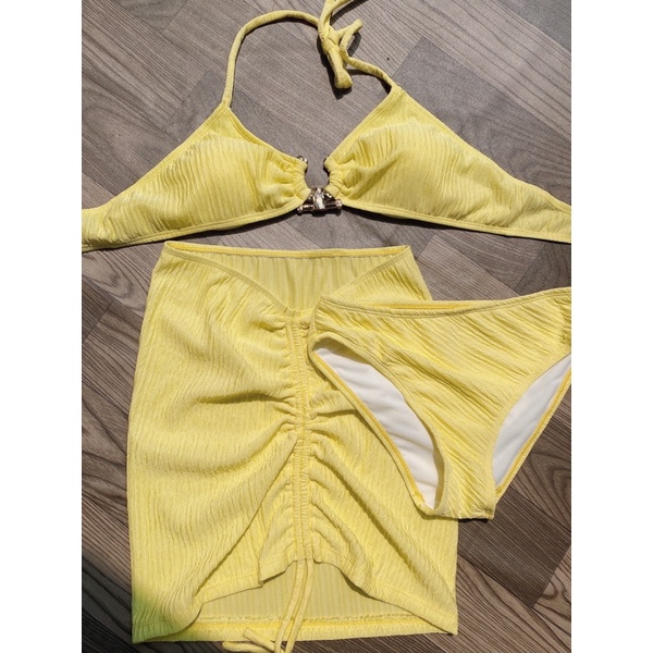 Bikini sét  3 món khoen sừng trâu hót hít