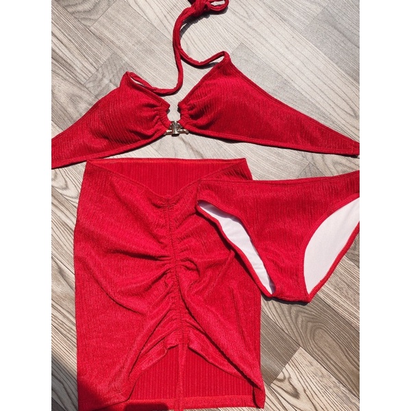 Bikini sét  3 món khoen sừng trâu hót hít