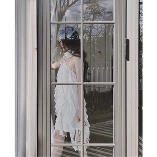 ĐẦM TRẮNG 1 BÊN VAI VIỀN BÈO + CHOCKER HOA