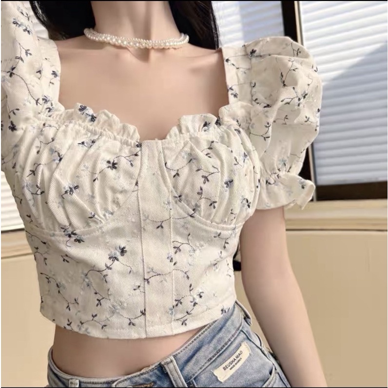 Áo Croptop tay phồng hoa nhí phong cách Hàn Quốc