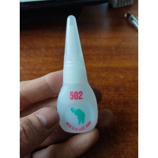 Keo dán con voi đa năng 502
