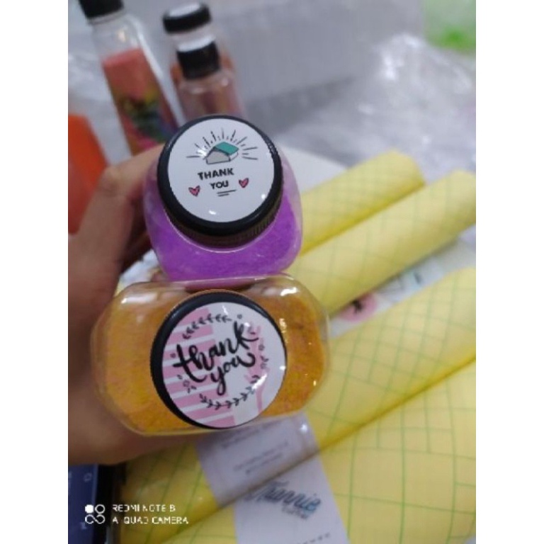 100 chai nhựa tròn 330ml kèm tem thank you ♥