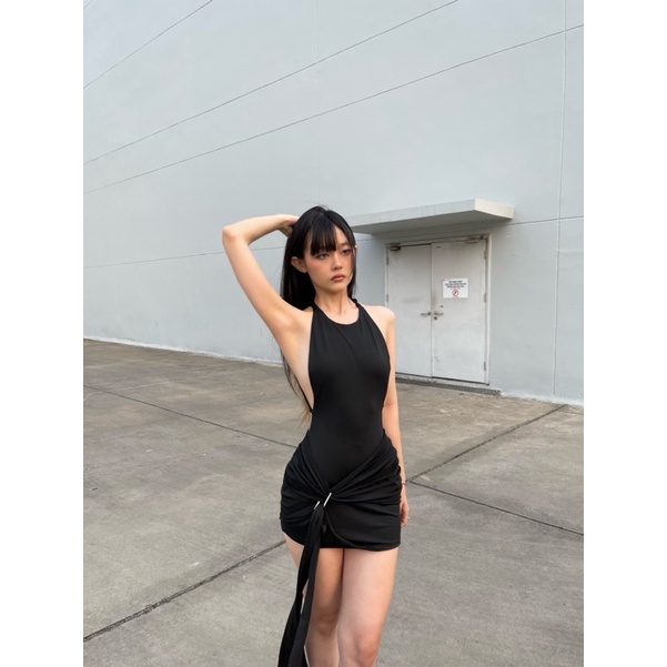 AESTHETE- Đầm Esmee hở lưng đen gợi cảm